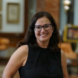 B. Riley 联合创始人提议暂停将公司私有化