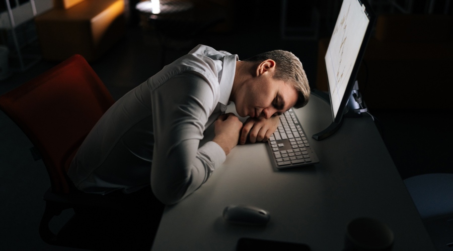 郑商所：近期影响菜粕、菜油市场的不确定性因素较多，请各会员单位切实加强投资者教育和风险防范工作，提醒投资者理性参与，合规交易。